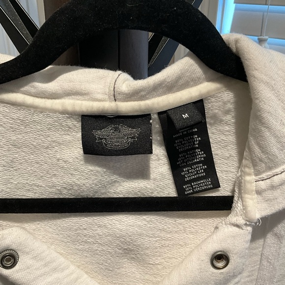 Women’s Harley Davidson Pullover Sweathshirt - Picture 3 of 3